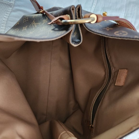 Louis Vuitton Graceful MM Hobo - Picture 9 of 13